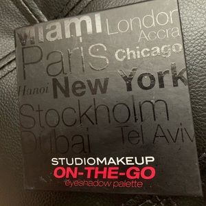 Studio make up on the go